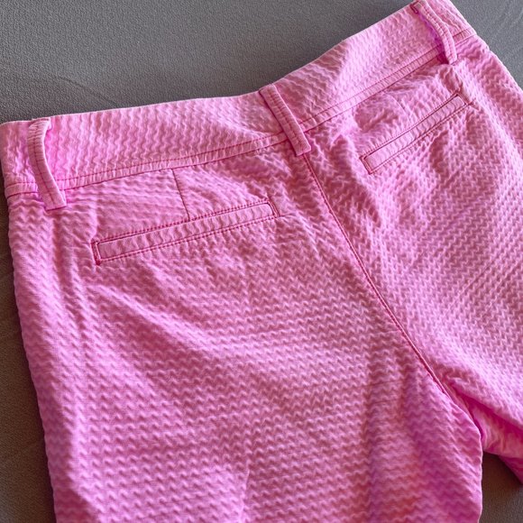 Lilly Pulitzer. Callahan shorts size 6. Color Pink - Picture 10 of 11